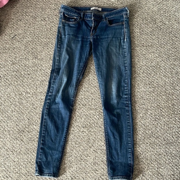 Hollister Denim - Vintage hollister Skinny jeans size 11 regular but fit like a 7! W30 L31